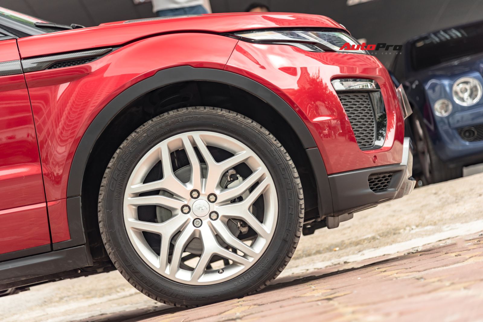 Đại gia Việt bán hàng hiếm Range Rover Evoque mui trần giá gần 4 tỷ đồng 2