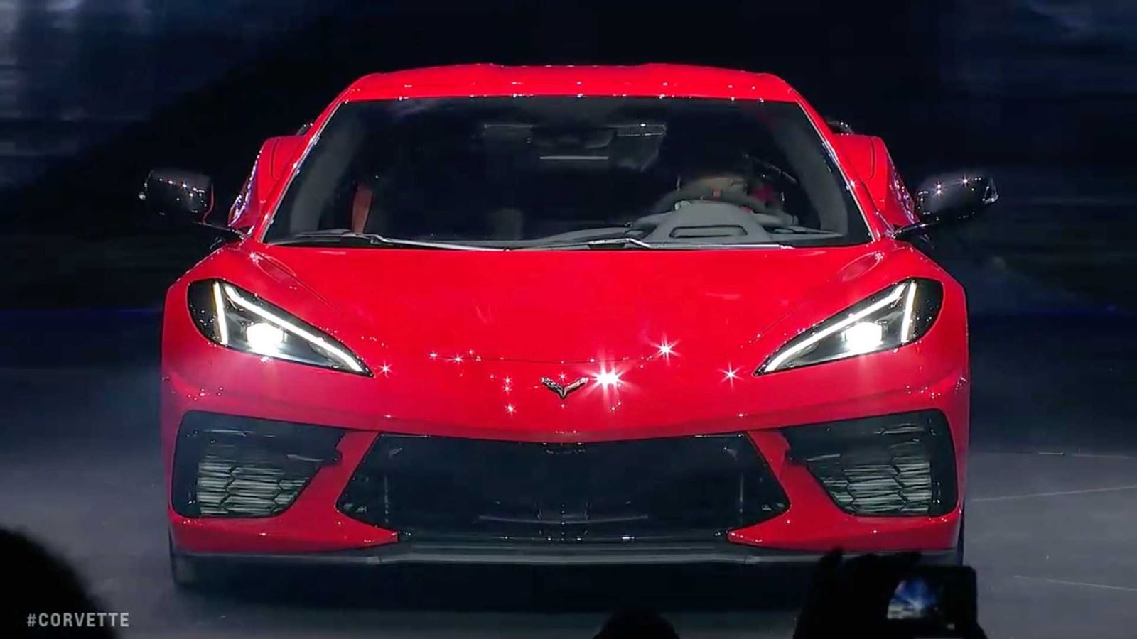 Siêu xe Mỹ Chevrolet Corvette Stingray 2020 ra mắt giá chưa đến 60.000 USD 7