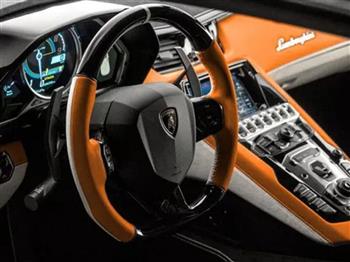 Siêu bò Lamborghini Aventador độ nội thất khủng