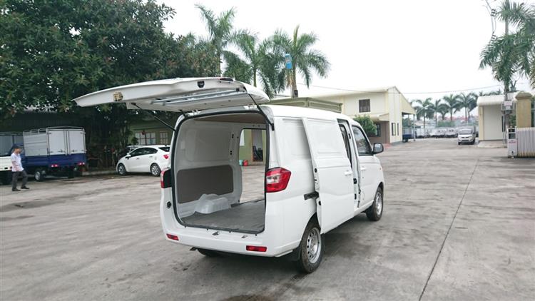 Giới thiệu xe bán tải Foton GRATOUR-TV22 2 chỗ ngồi tải trọng 950kg 5