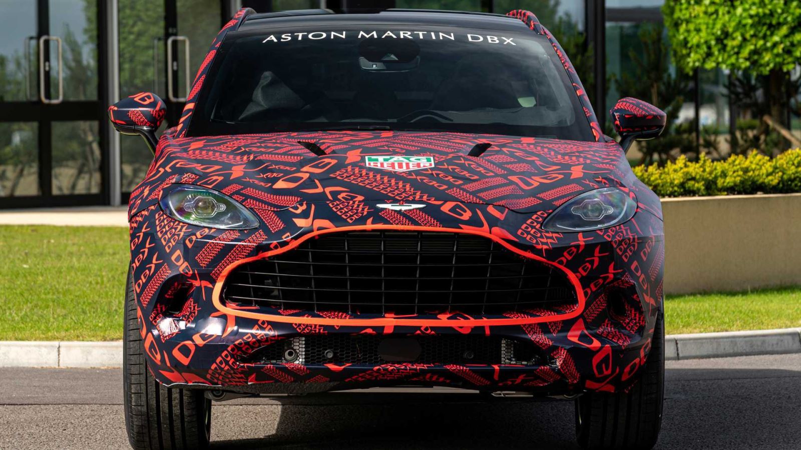 SUV siêu sang của Aston Martin có thể đi kèm chế độ lái drift 2