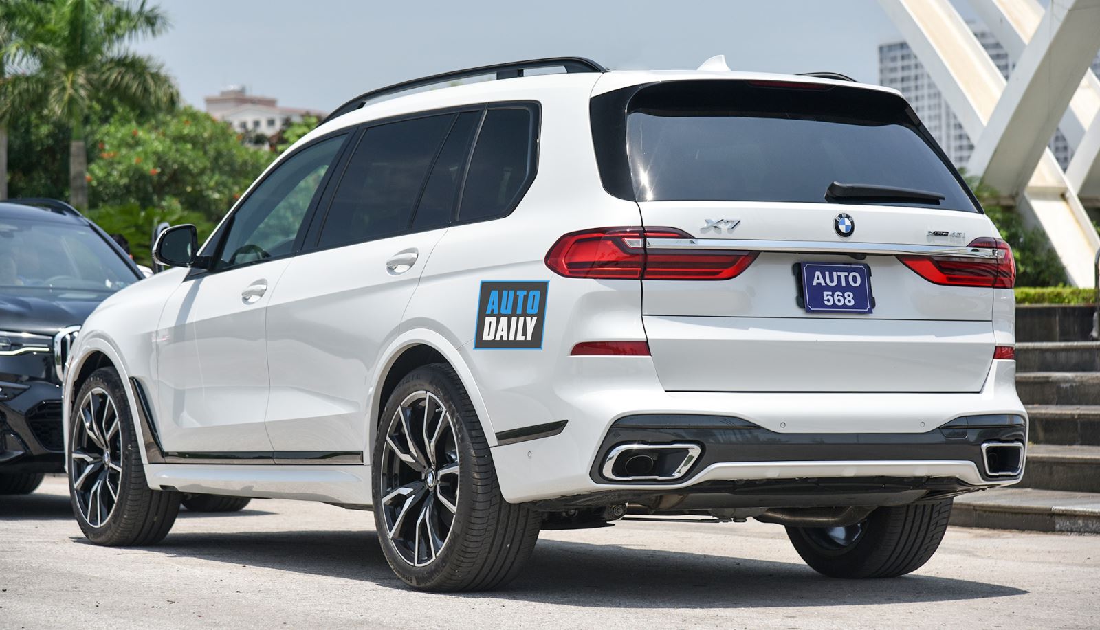 BMW X7 M-Sport nhập khẩu tư nhân rẻ hơn 500 triệu so với bản tiêu chuẩn chính hãng 4